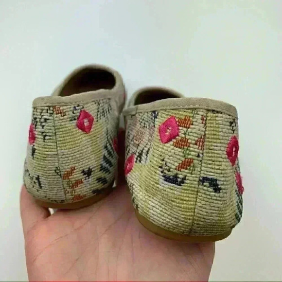 Mix no 6 flats 7 37.5 Dallilah floral embroidered - Picture 9 of 14